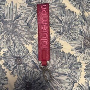 Lululemon neverlost keychain NWOT